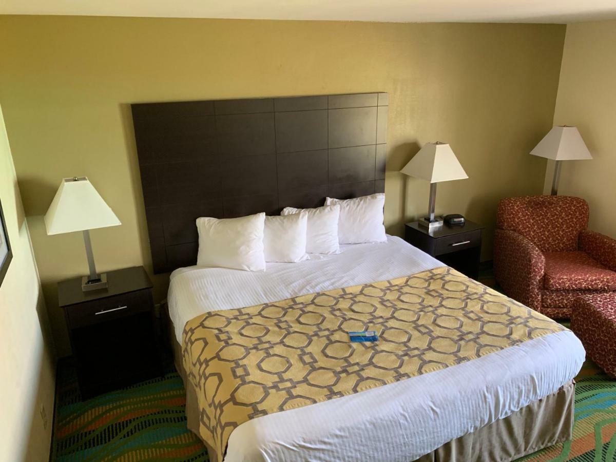 Baymont By Wyndham Evansville North/Haubstadt Warrenton Экстерьер фото